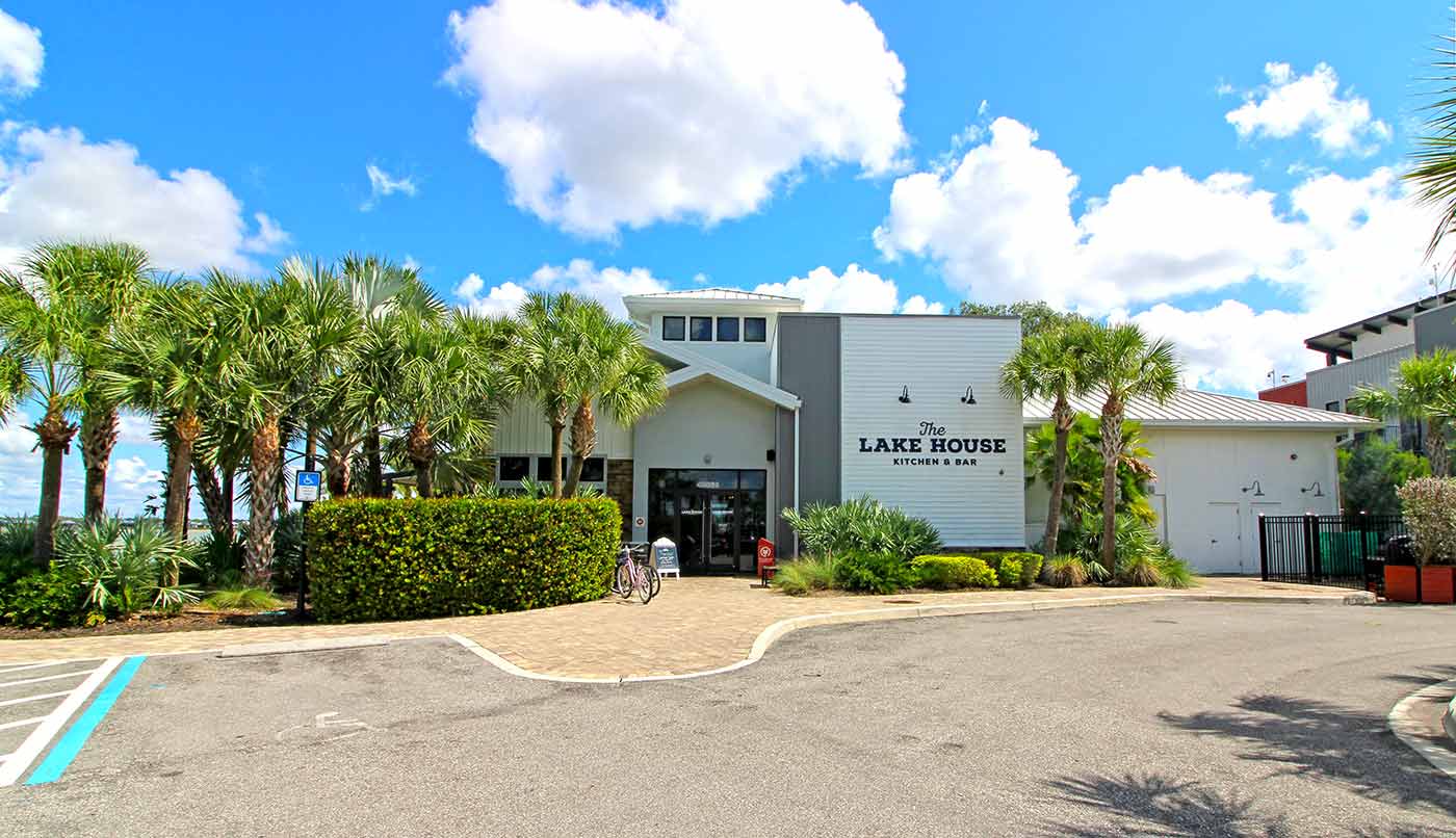 The Lake House Kitchen & Bar