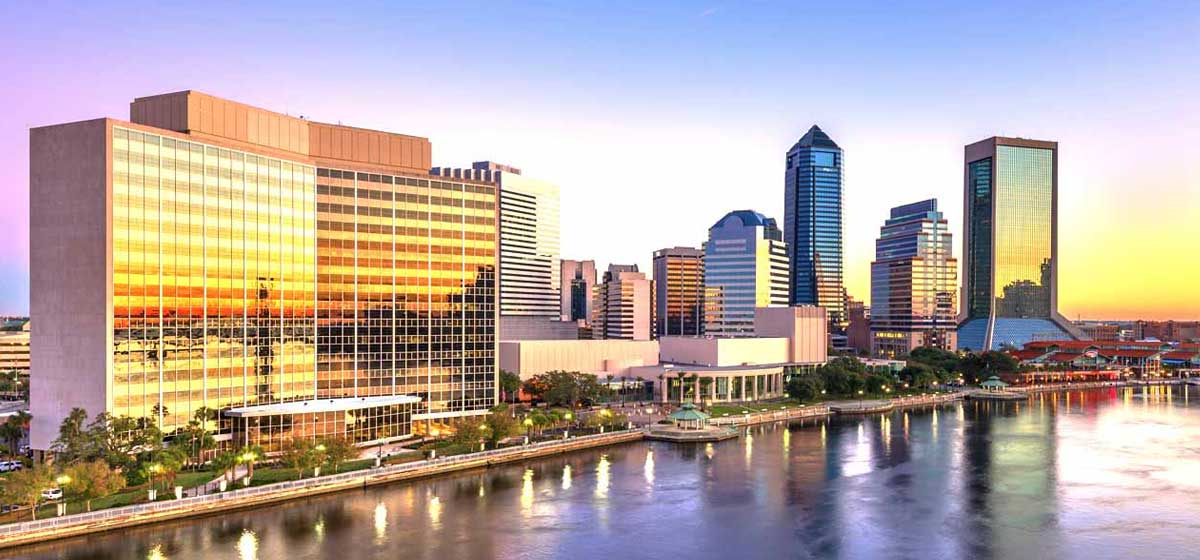 Jacksonville, FL city skyline at sunset