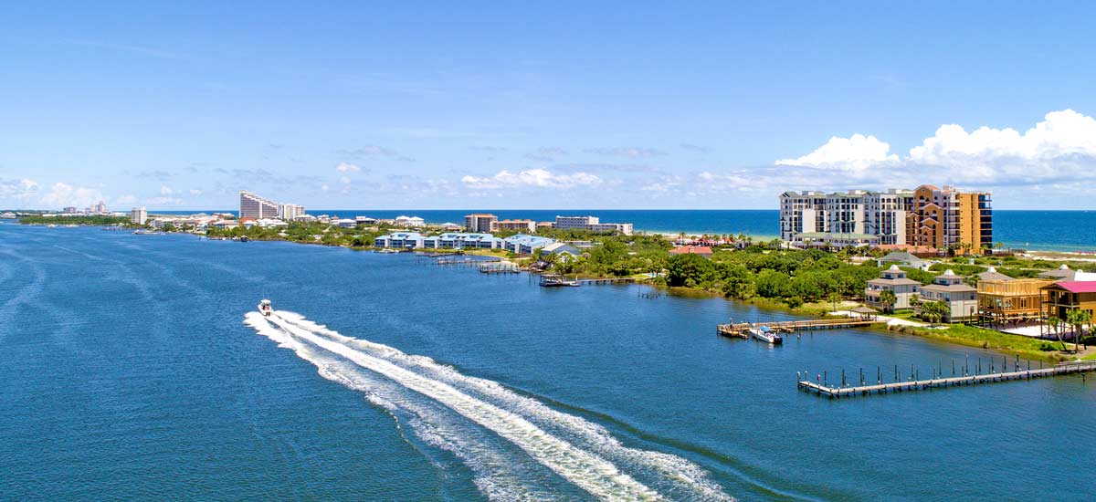 boast in water along Perdido Key florida