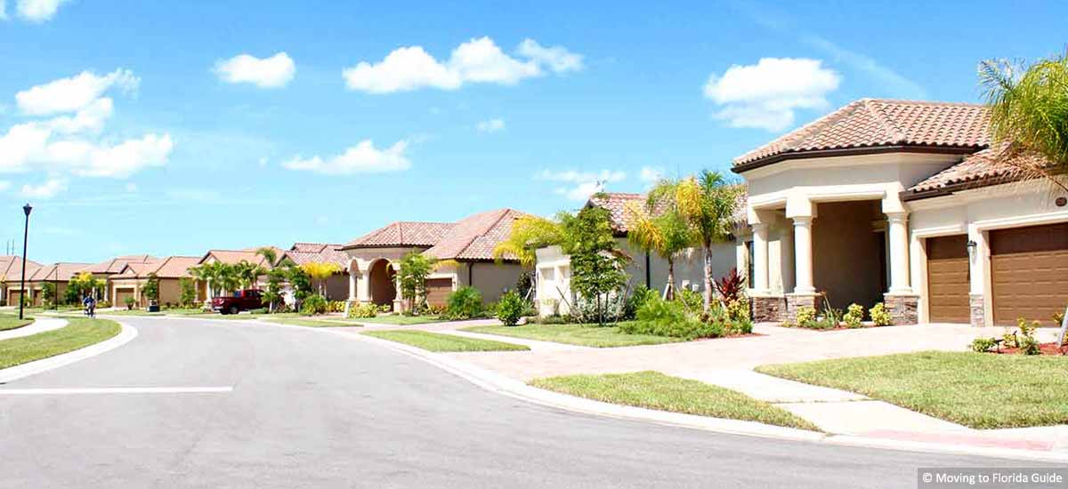 Street view of Florida homes
