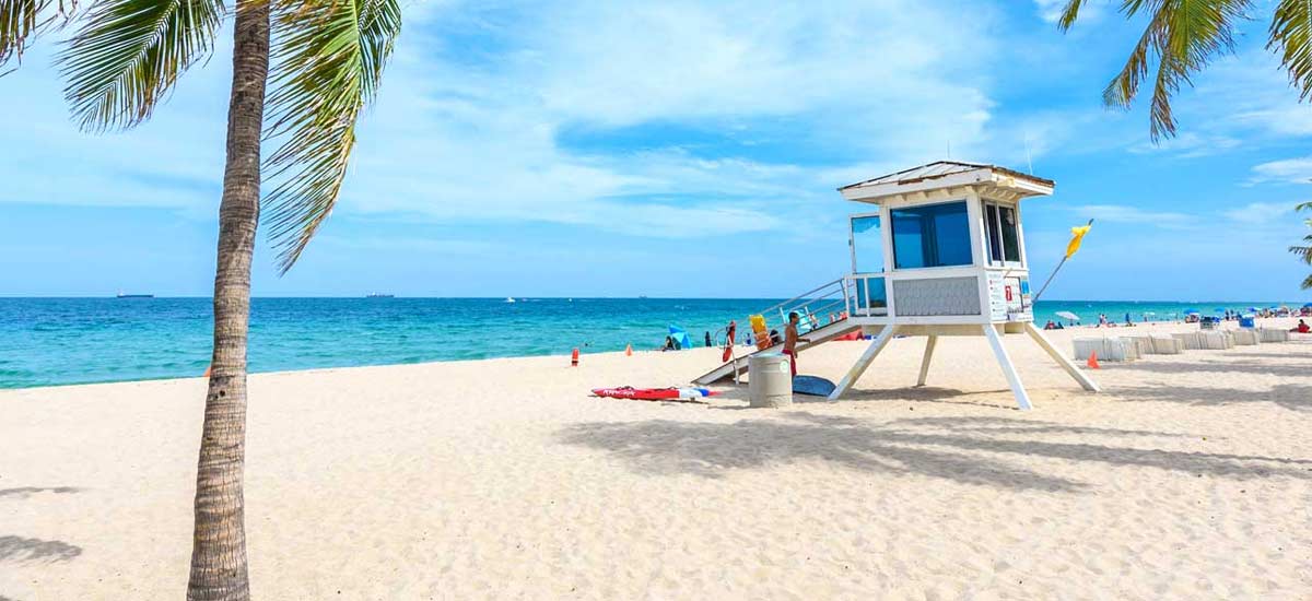 Fort Lauderdale Beach lifeguard tower and white sand