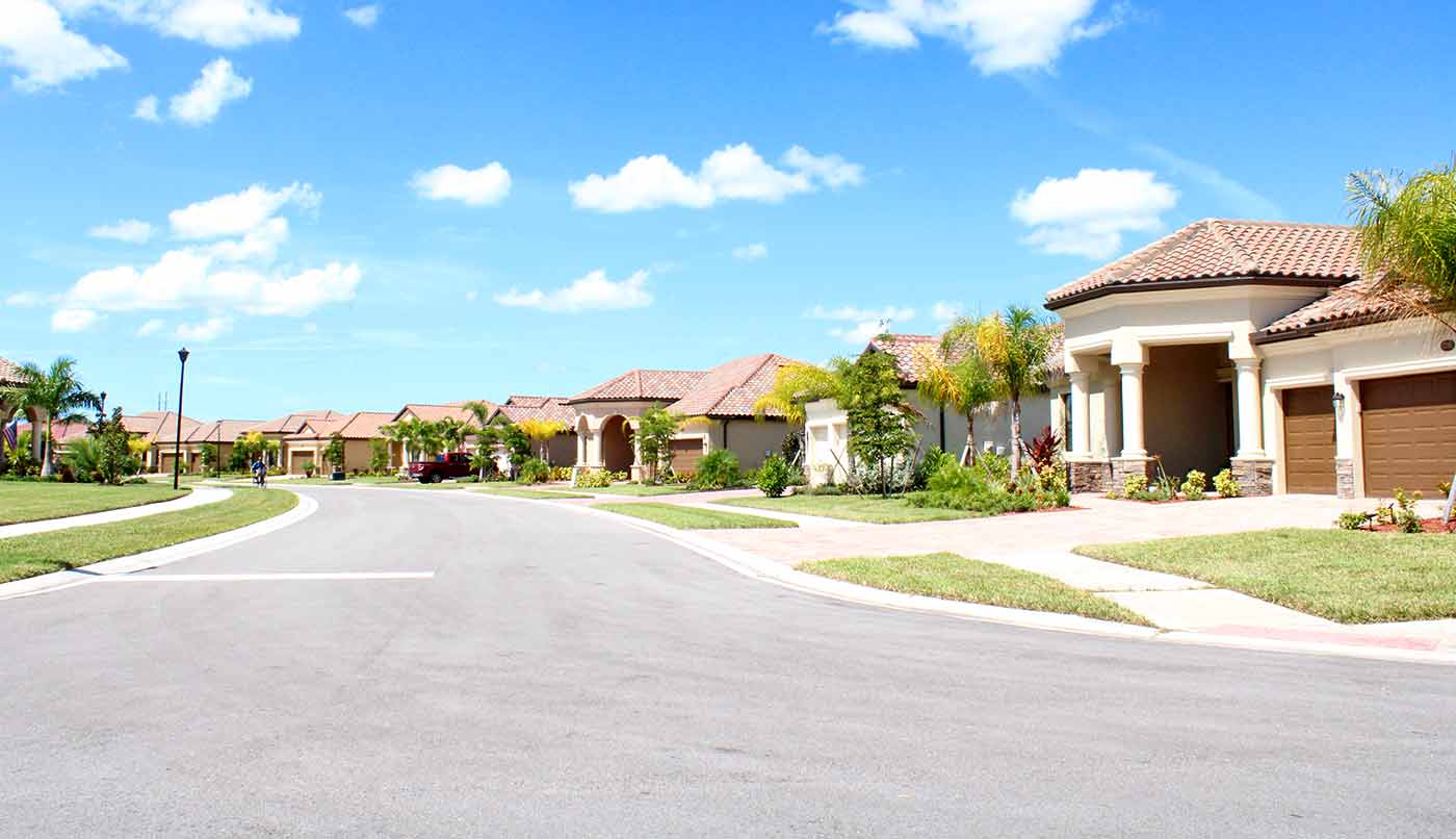 Gran Paradiso Community - Street View